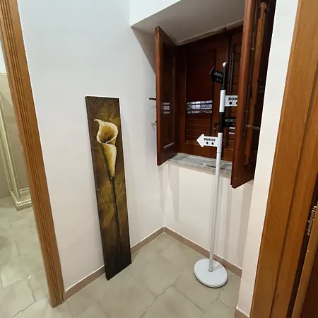Mini Alojamento de Acomodação e Pequeno-almoço Caronia Marina