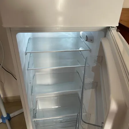 Mini Alojamento de Acomodação e Pequeno-almoço Caronia Marina